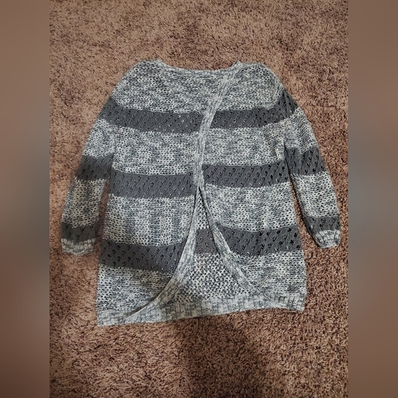 New York & Company top - Picture 6 of 7